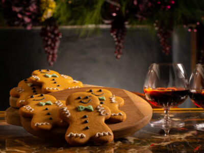Gingerbread decorating